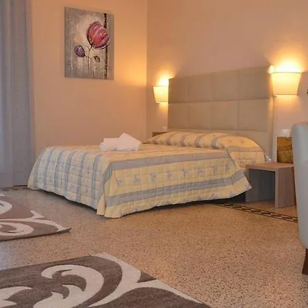 Hotel Etnea Royal 3*